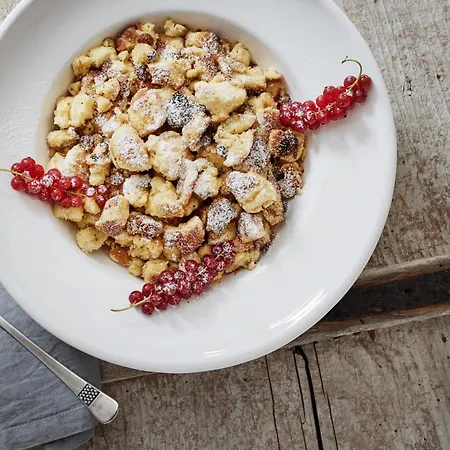 Alojamento de Acomodação e Pequeno-almoço Nostalgie Chraemerhus Curaglia