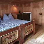 Nostalgie Chraemerhus Bed & Breakfast